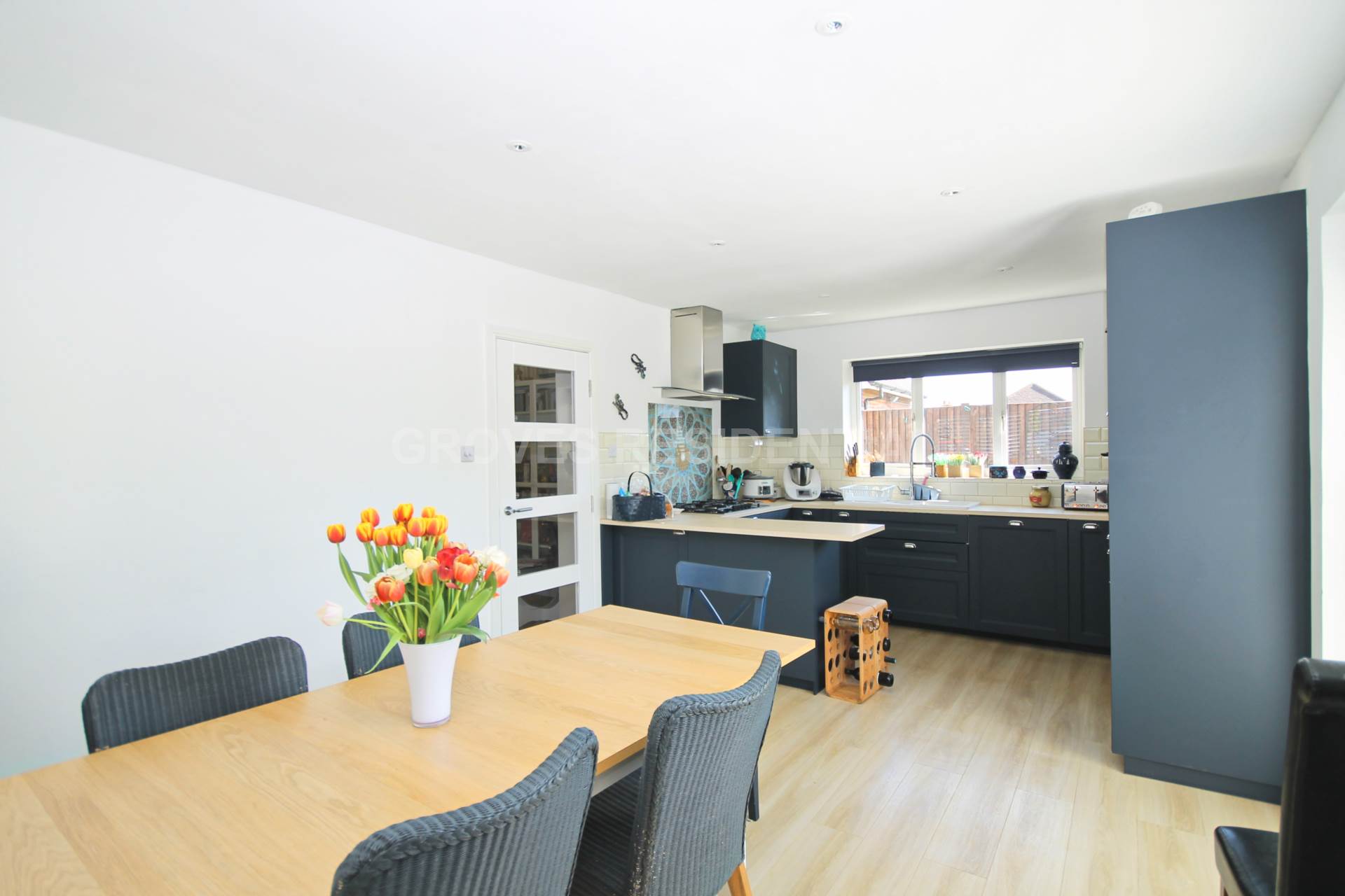 The Green, New Malden, Image 6