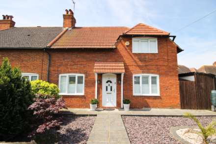 4 Bedroom Semi-Detached, The Green, New Malden