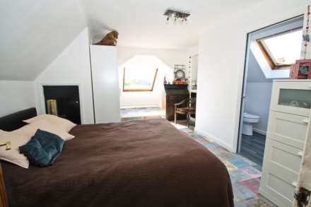 The Green, New Malden, Image 11