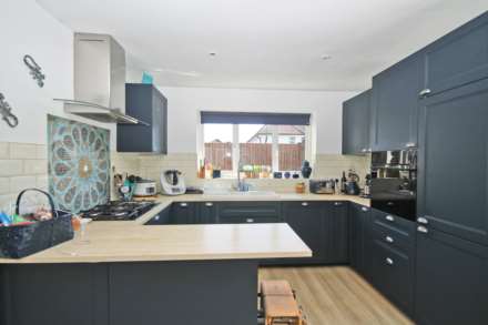 The Green, New Malden, Image 4