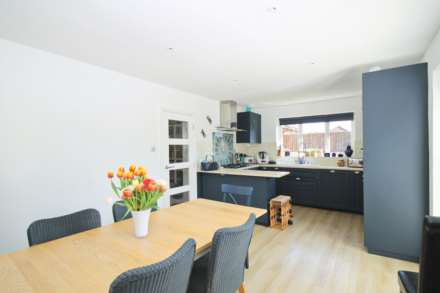 The Green, New Malden, Image 6