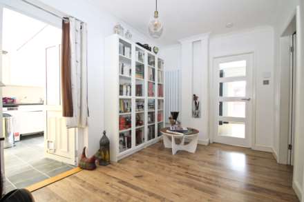 The Green, New Malden, Image 9