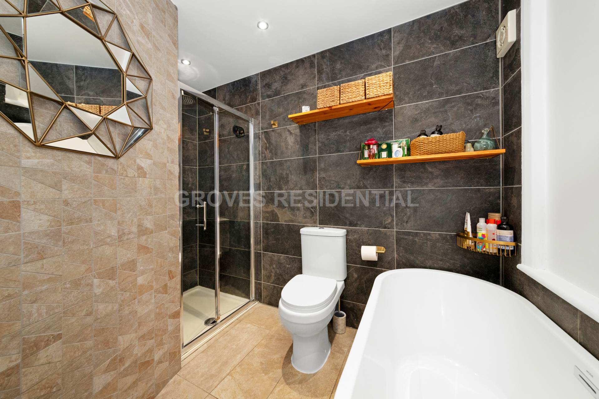 Acacia Grove, New Malden, Image 20