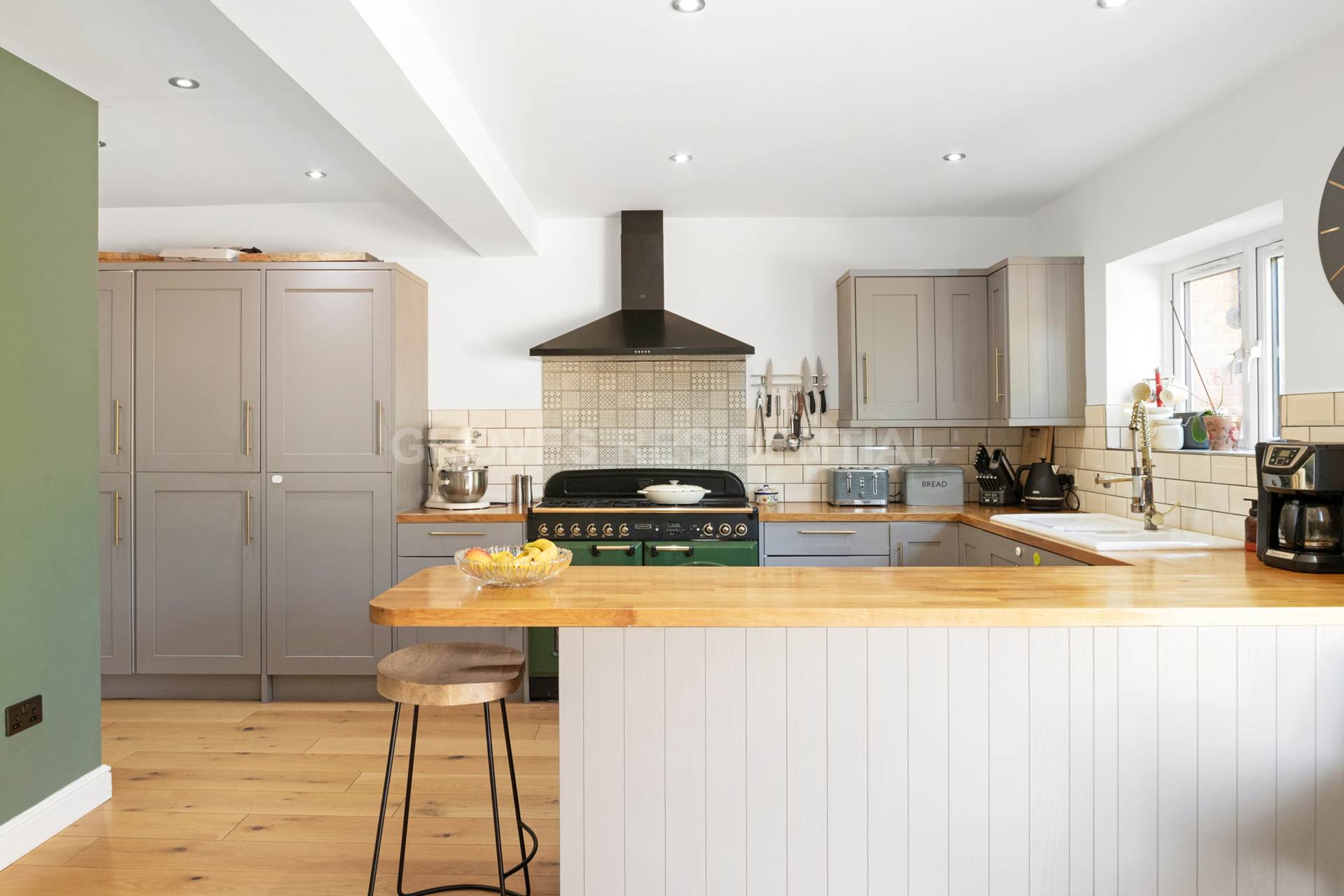 Acacia Grove, New Malden, Image 3