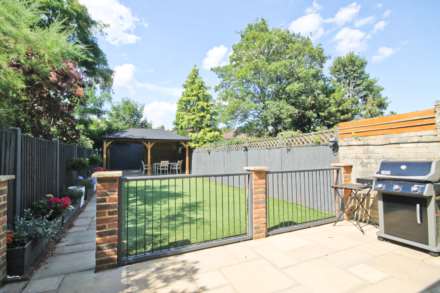 Franks Avenue, New Malden, Image 10