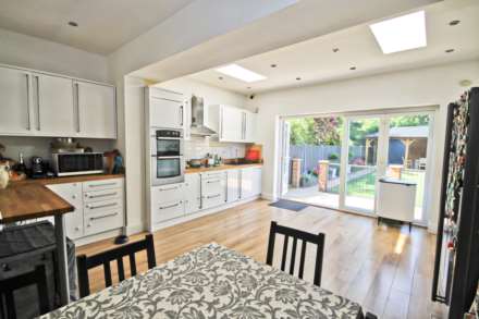 Franks Avenue, New Malden, Image 3