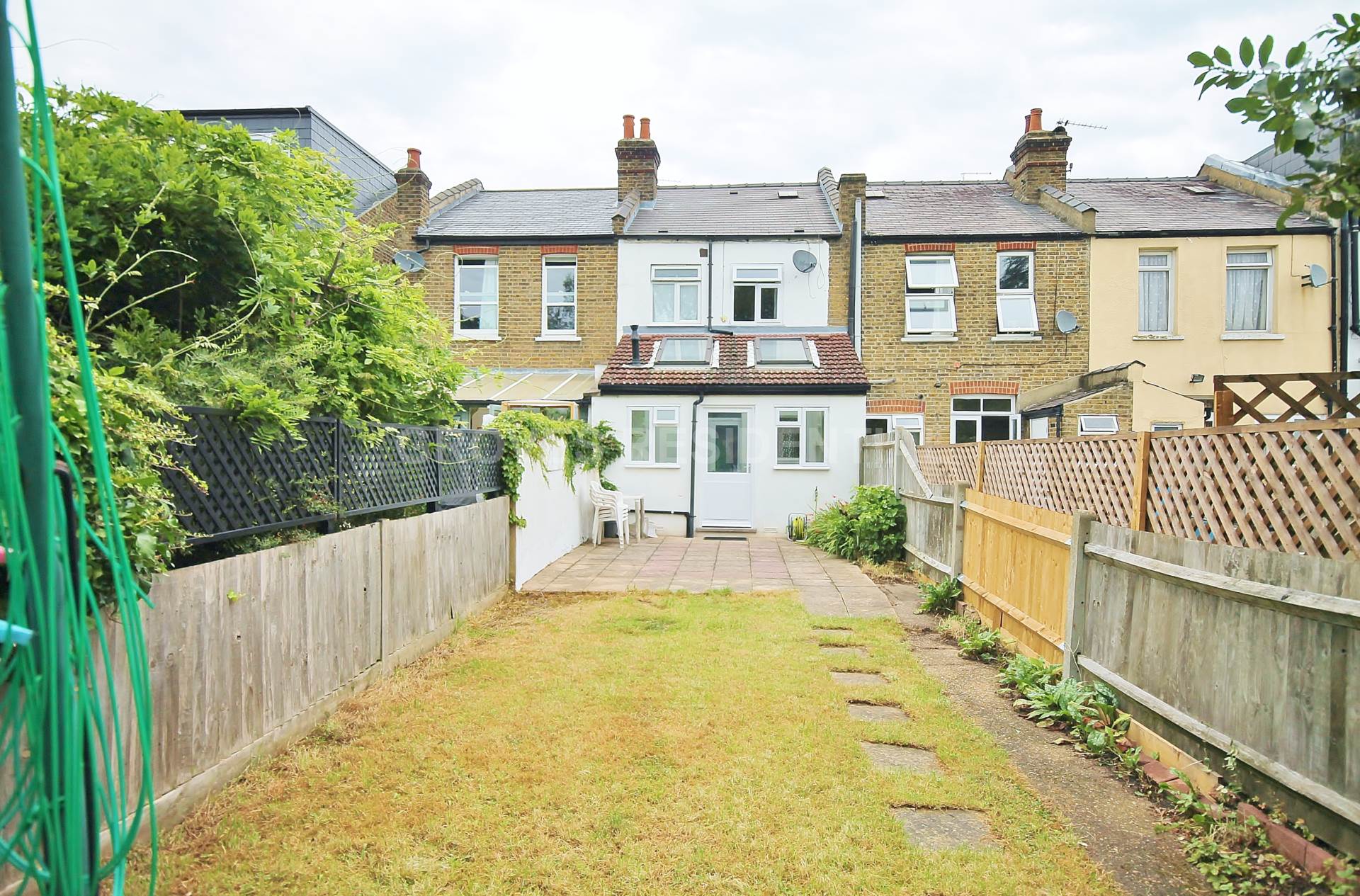 Beech Grove, New Malden, Image 9