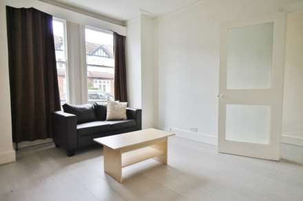 Beech Grove, New Malden, Image 2