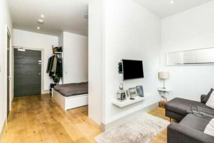 Britannic House, New Malden, Image 5