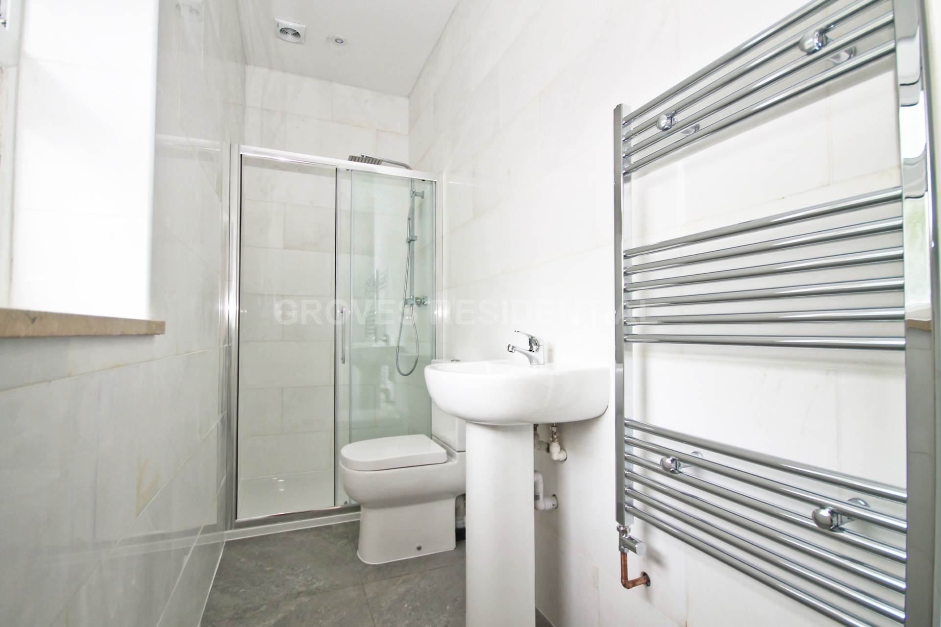 Aldridge Rise, New Malden, Image 6
