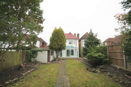 Aldridge Rise, New Malden, Image 12