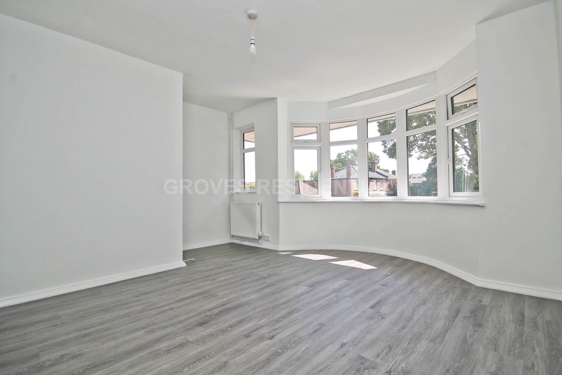 Chestnut Grove, New Malden, Image 10