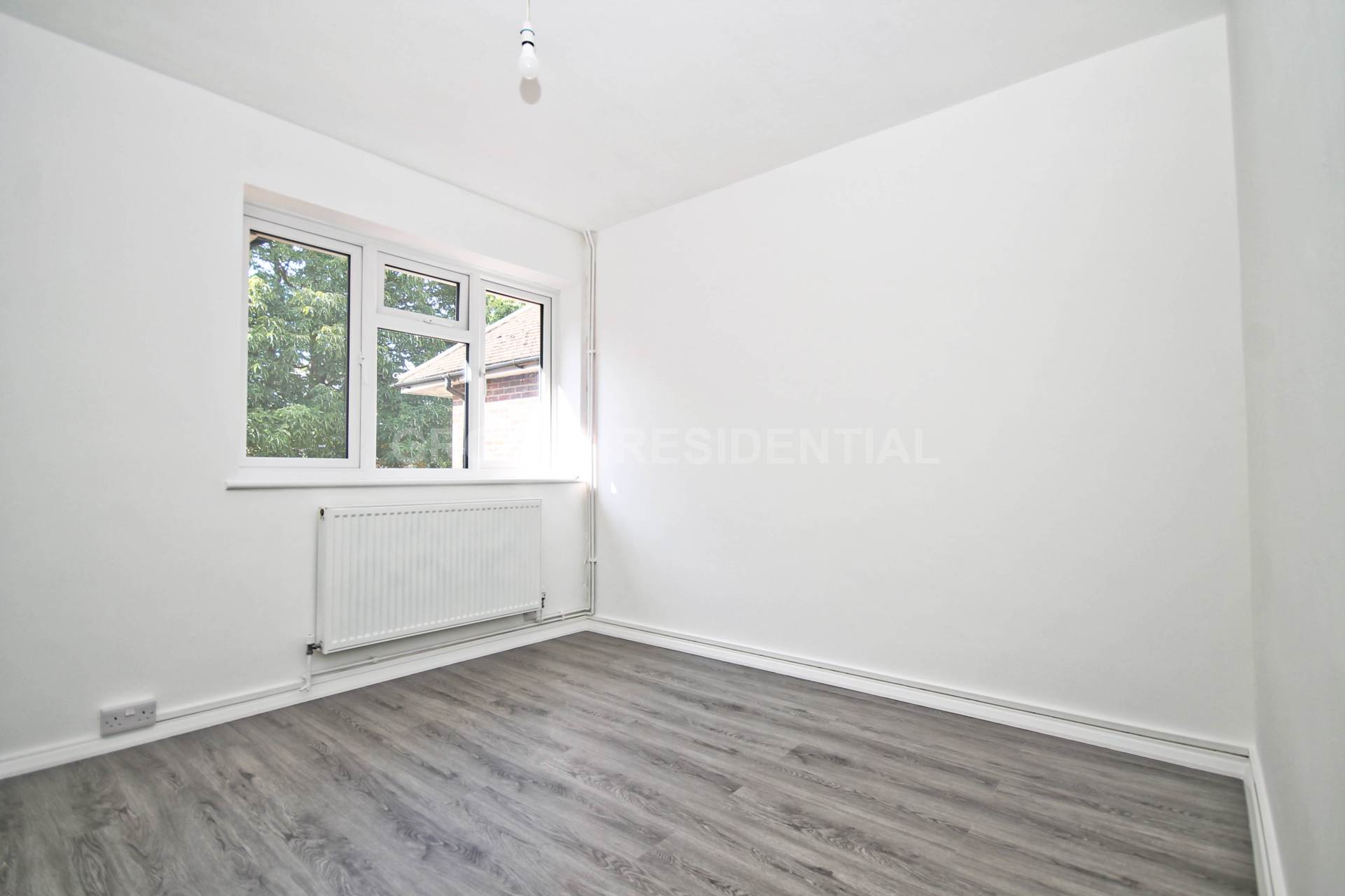 Chestnut Grove, New Malden, Image 12