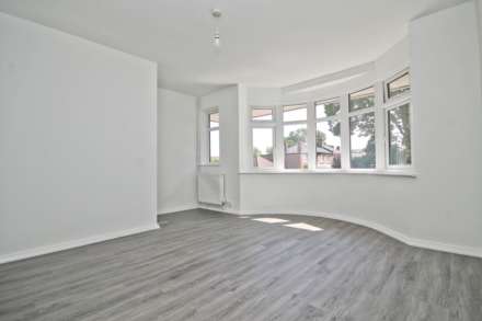 Chestnut Grove, New Malden, Image 10