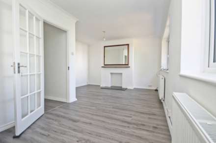 Chestnut Grove, New Malden, Image 4