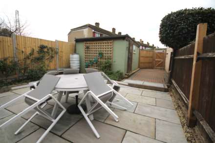 Southwood Drive, Surbiton, Image 11