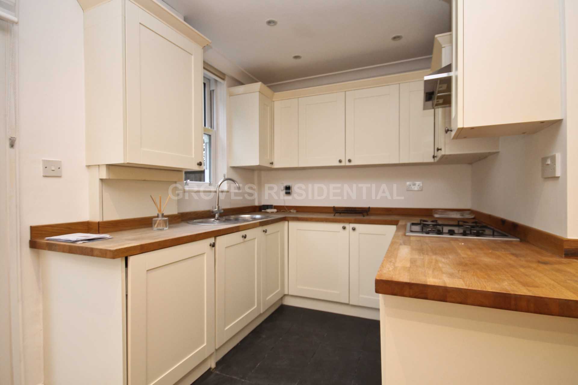 Stanley Avenue, New Malden, Image 3