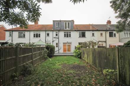Stanley Avenue, New Malden, Image 12