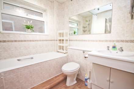 Lime Grove, New Malden, Image 4