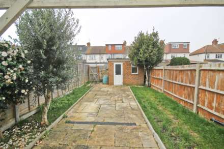 Byron Avenue, New Malden, Image 10