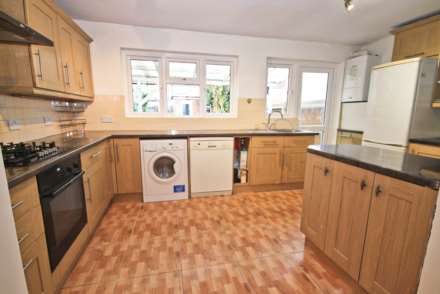 Byron Avenue, New Malden, Image 4