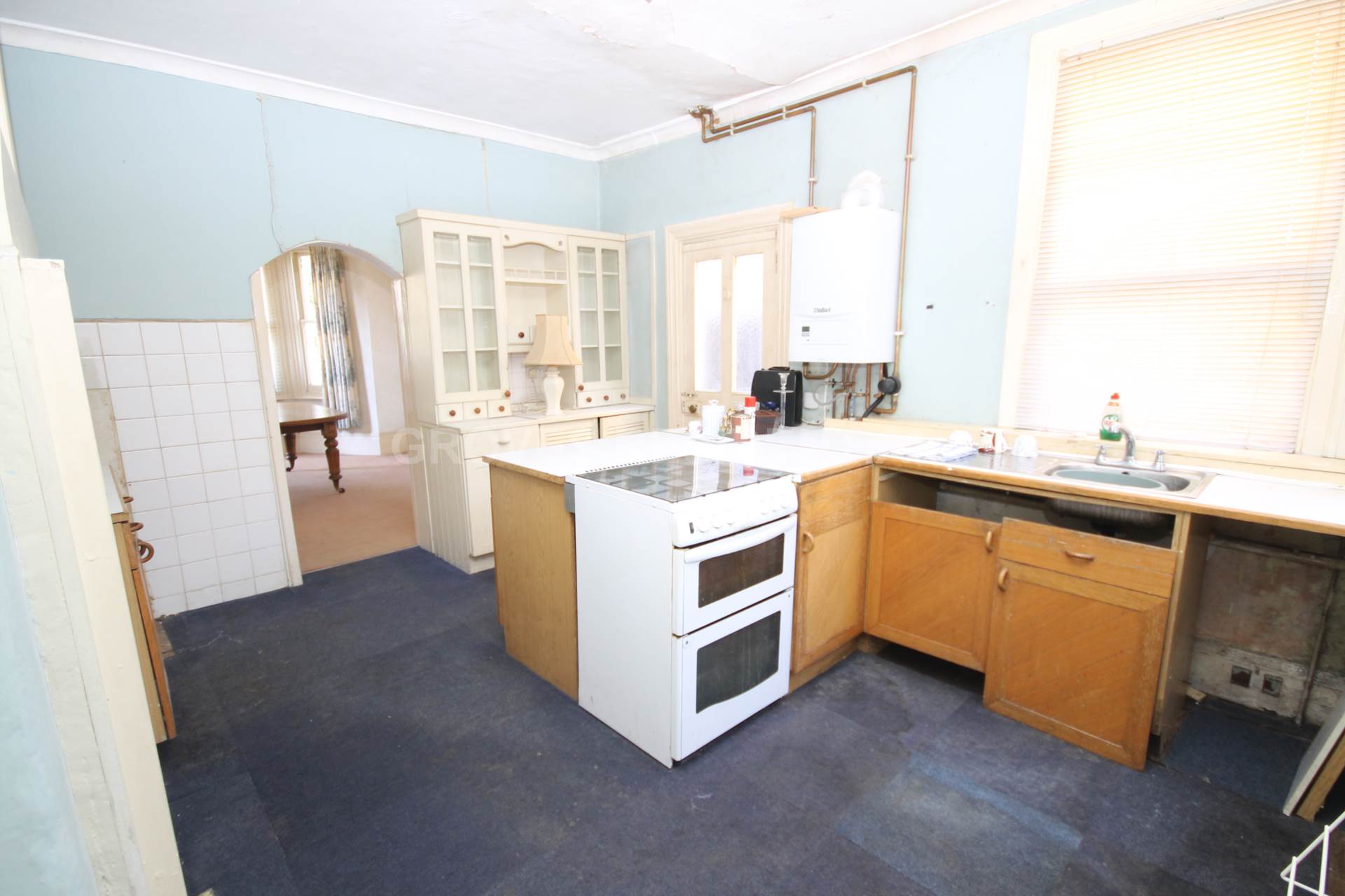 Chestnut Grove, New Malden, Image 6