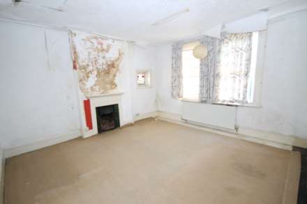 Chestnut Grove, New Malden, Image 10