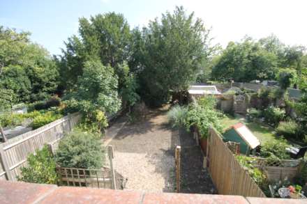 Chestnut Grove, New Malden, Image 14
