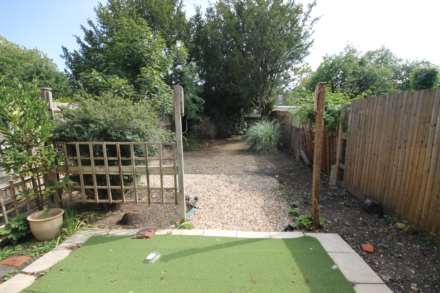 Chestnut Grove, New Malden, Image 8