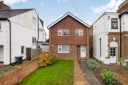 Sycamore Grove, New Malden, Image 1