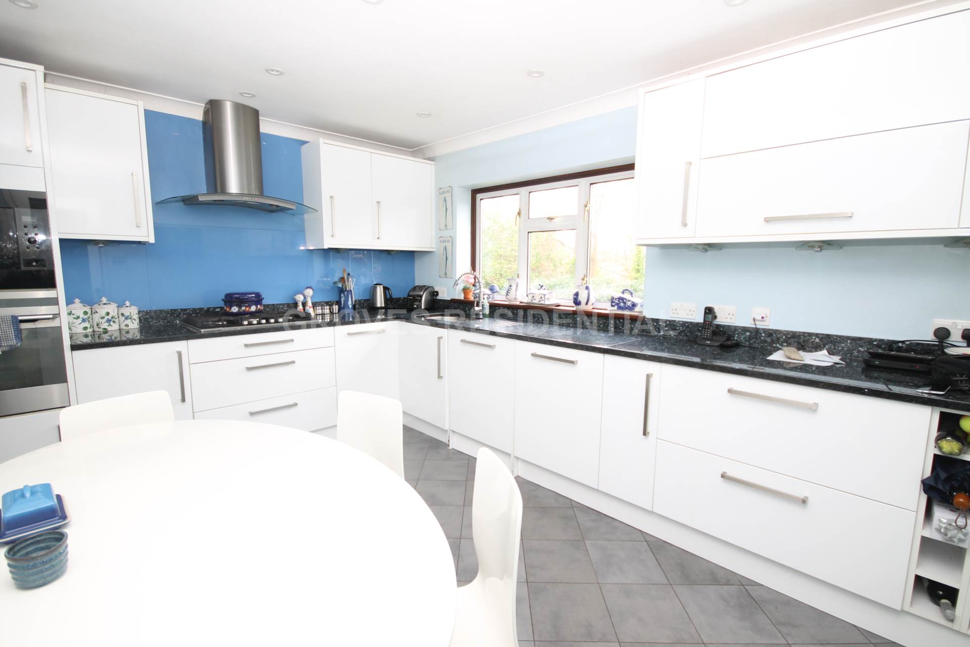 Warbank Lane, Kingston Upon Thames, Image 7