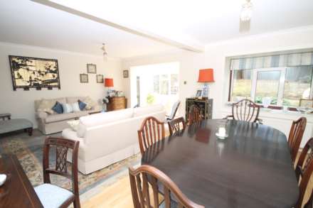 Warbank Lane, Kingston Upon Thames, Image 4