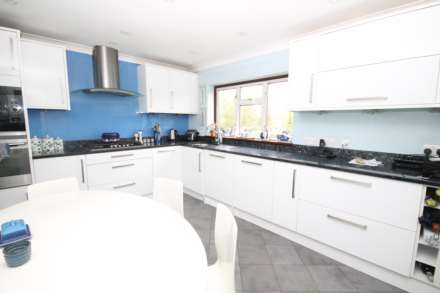 Warbank Lane, Kingston Upon Thames, Image 7