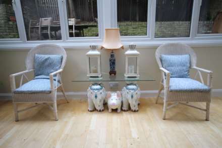 Warbank Lane, Kingston Upon Thames, Image 9