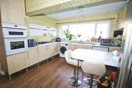Maria Theresa Close, New Malden, Image 6