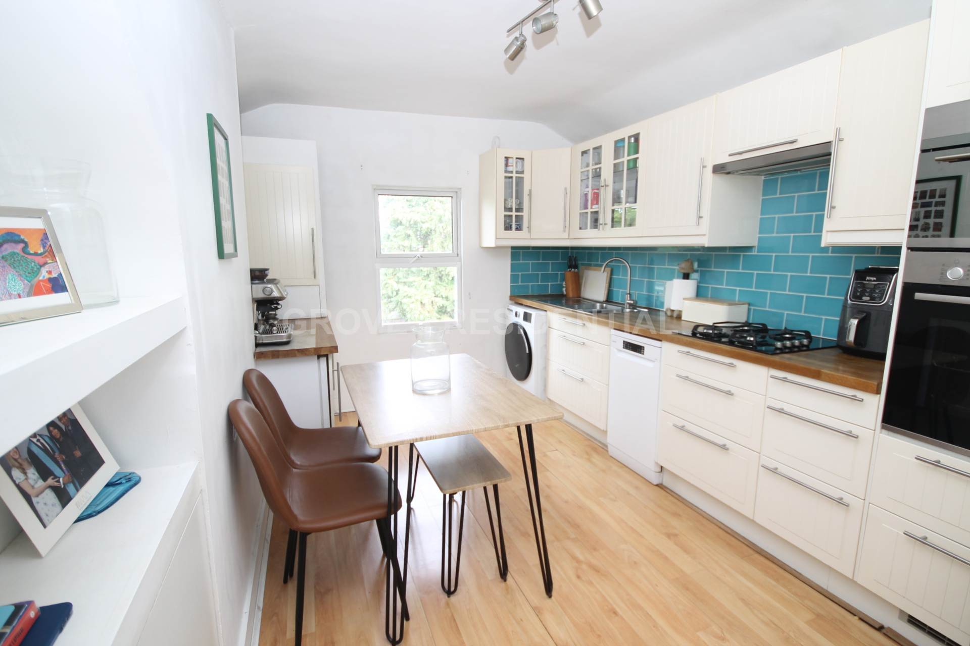 Cambridge Road, New Malden, Image 4