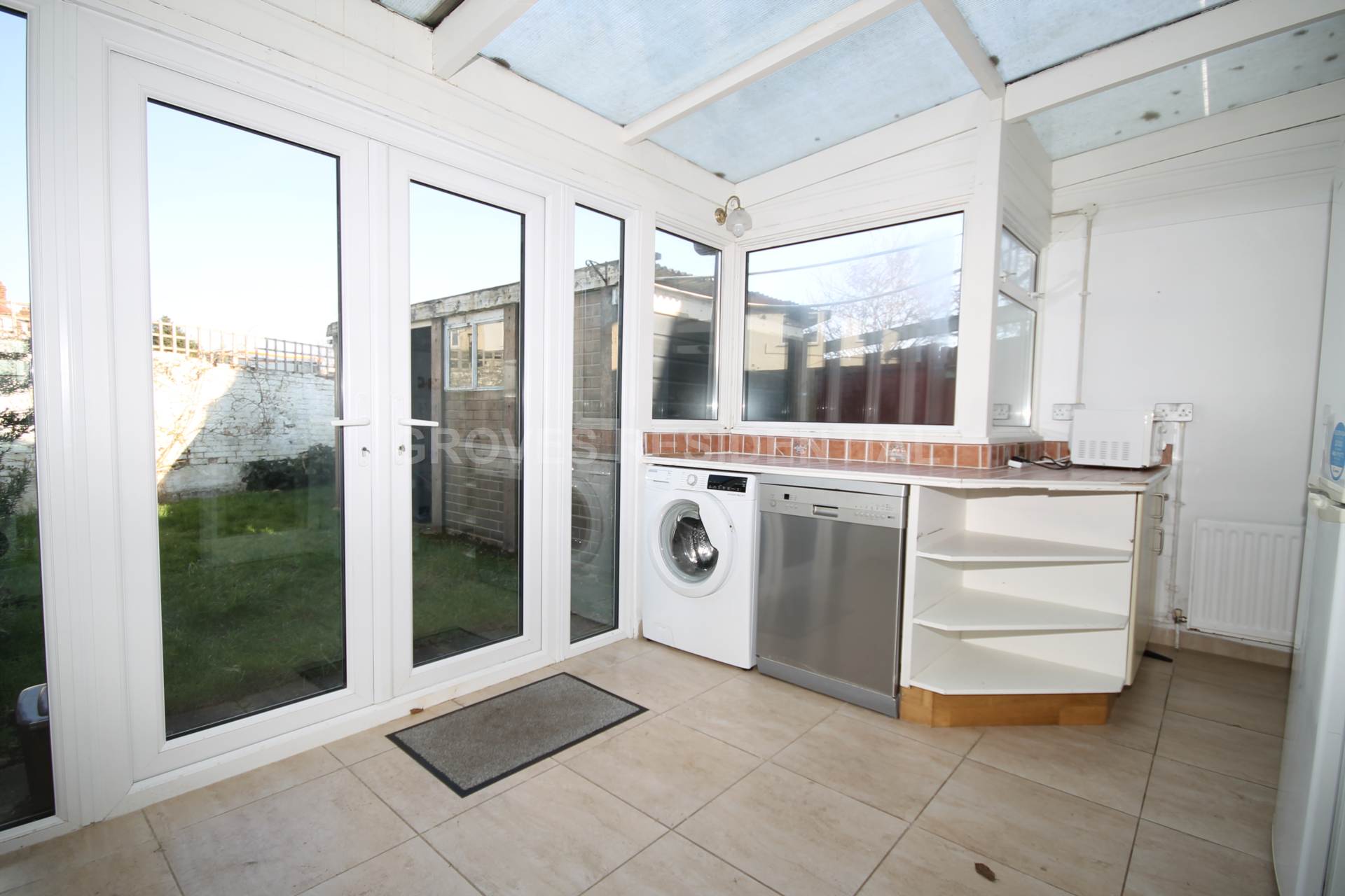 Windsor Avenue, New Malden, Image 3