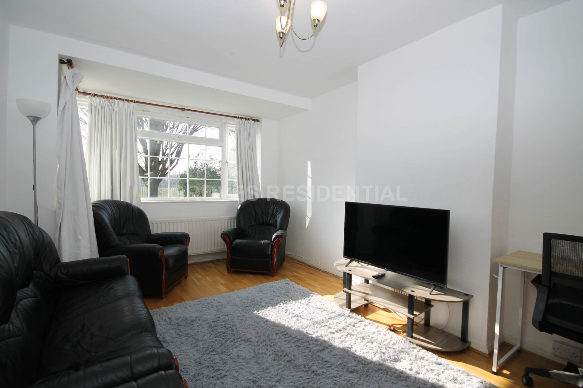 Windsor Avenue, New Malden, Image 4