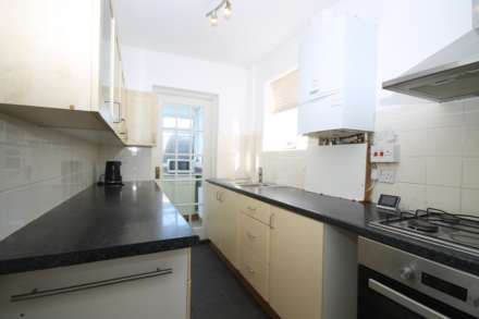 Windsor Avenue, New Malden, Image 2