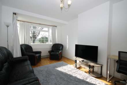 Windsor Avenue, New Malden, Image 4