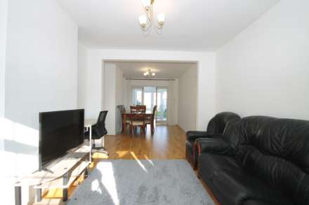 Windsor Avenue, New Malden, Image 6
