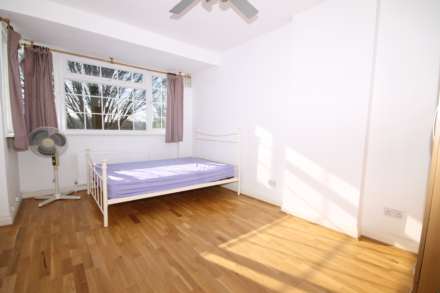 Windsor Avenue, New Malden, Image 8