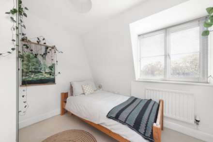 Carrington Court, New Malden, Image 11