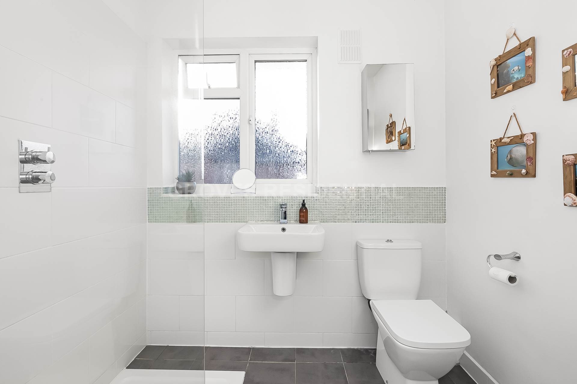 West Barnes Lane, New Malden, Image 12