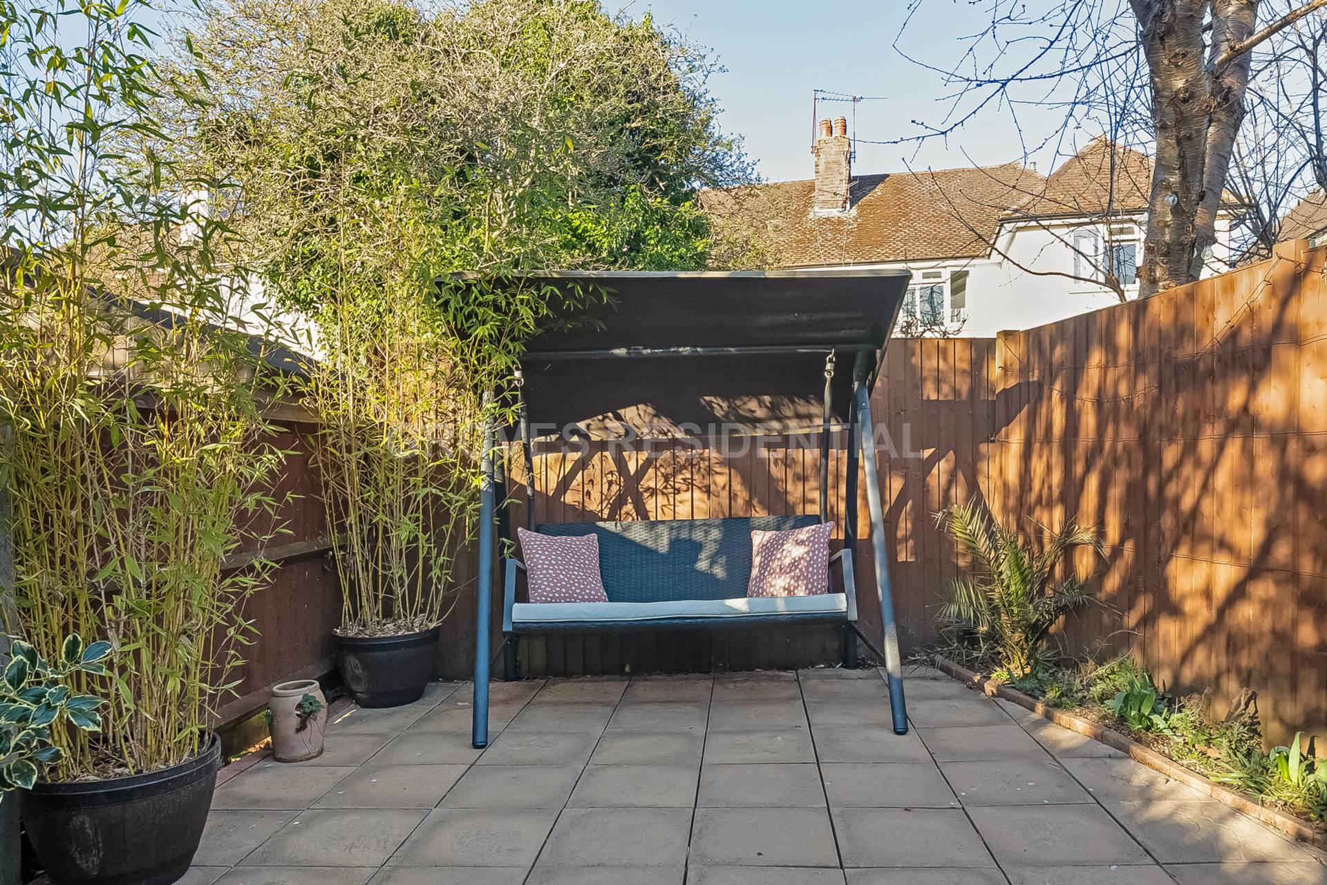 West Barnes Lane, New Malden, Image 14