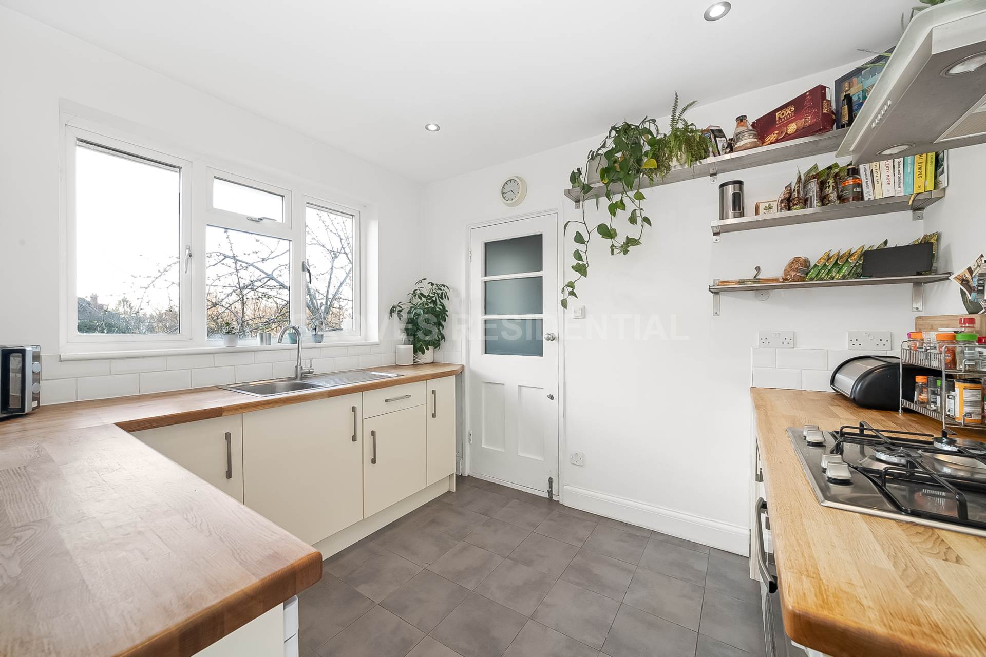 West Barnes Lane, New Malden, Image 3