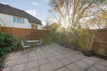 West Barnes Lane, New Malden, Image 15