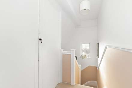 West Barnes Lane, New Malden, Image 6