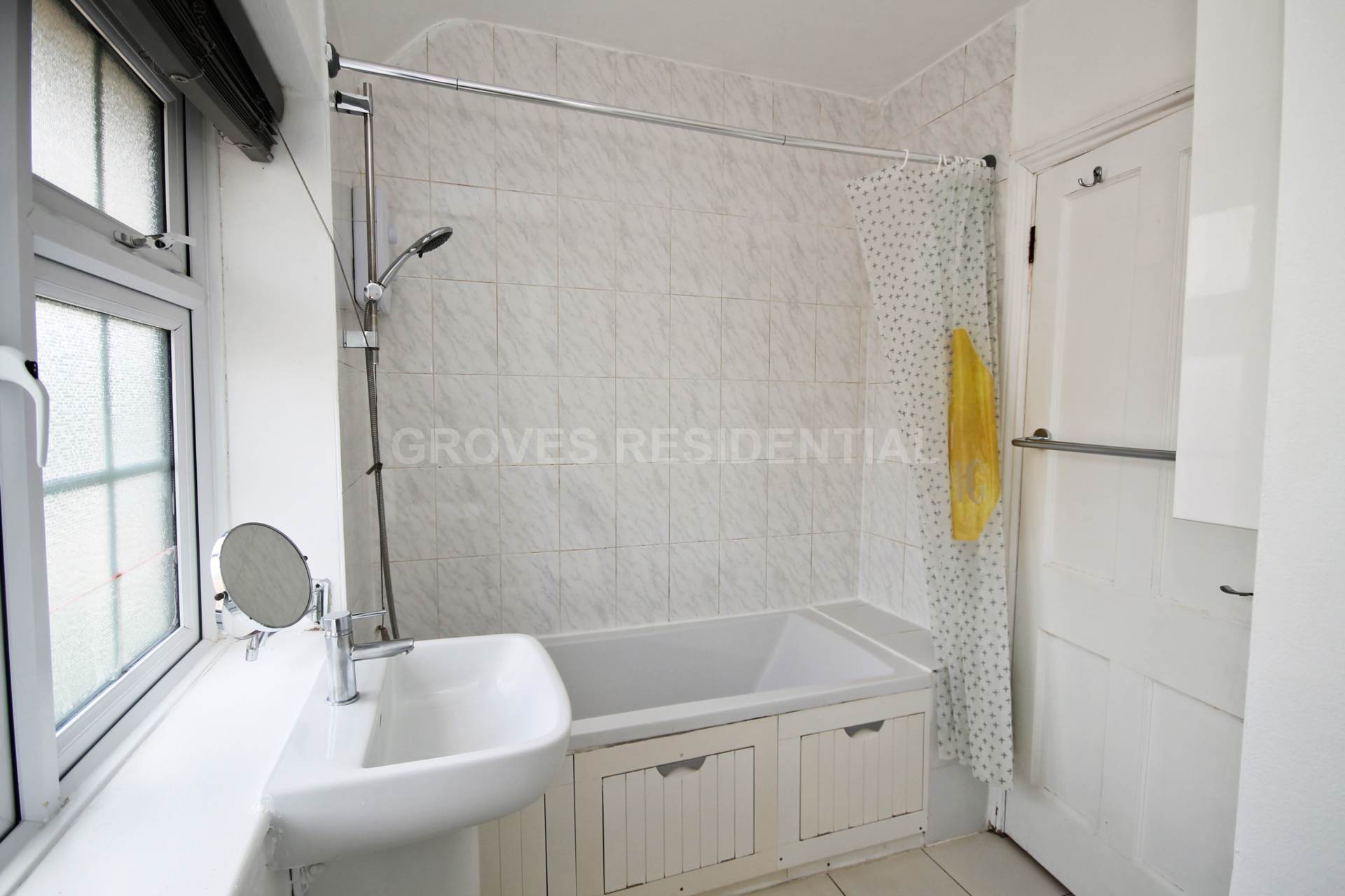 Laburnum Grove, New Malden, Image 11