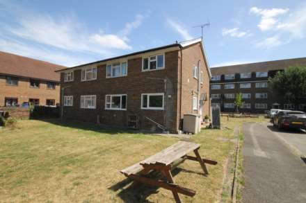 Acacia Grove, New Malden, Image 7